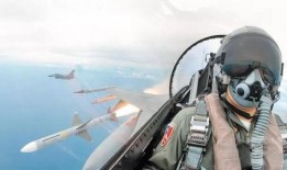 台湾飞行员爆料视频下载,惊心动魄的空中惊魂时刻